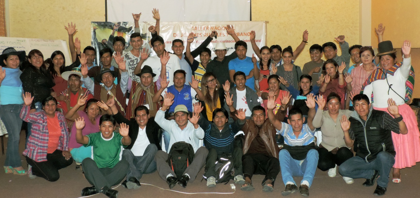 Jóvenes bolivianos piden mayores oportunidades económicas, laborales, culturales, educativas y de formación