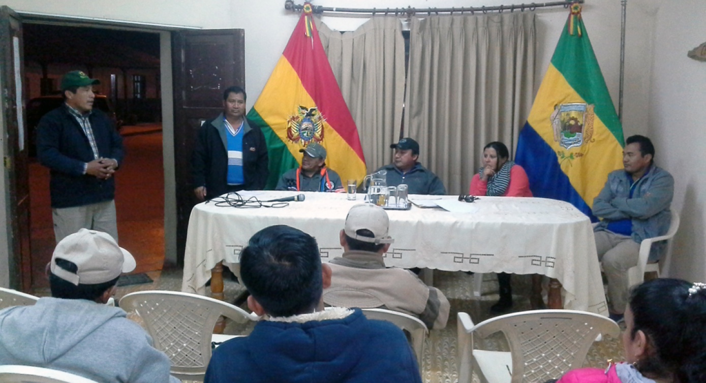 Gobierno municipal de Charagua y CIPCA firman convenio para la construcción del Centro de Acopio y Comercialización de Miel