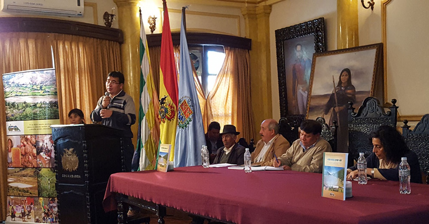 CIPCA presentó libro sobre Desarrollo Rural en los Valles Interandinos de Bolivia en la gobernación de Cochabamba y en Sacabamba
