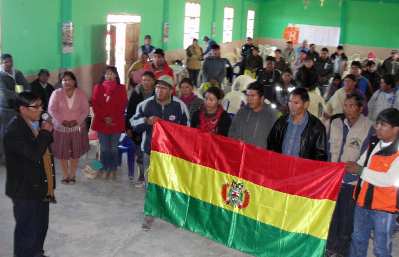 Productores de Colcha “K” trabajan plan estratégico para la quinua y camélidos