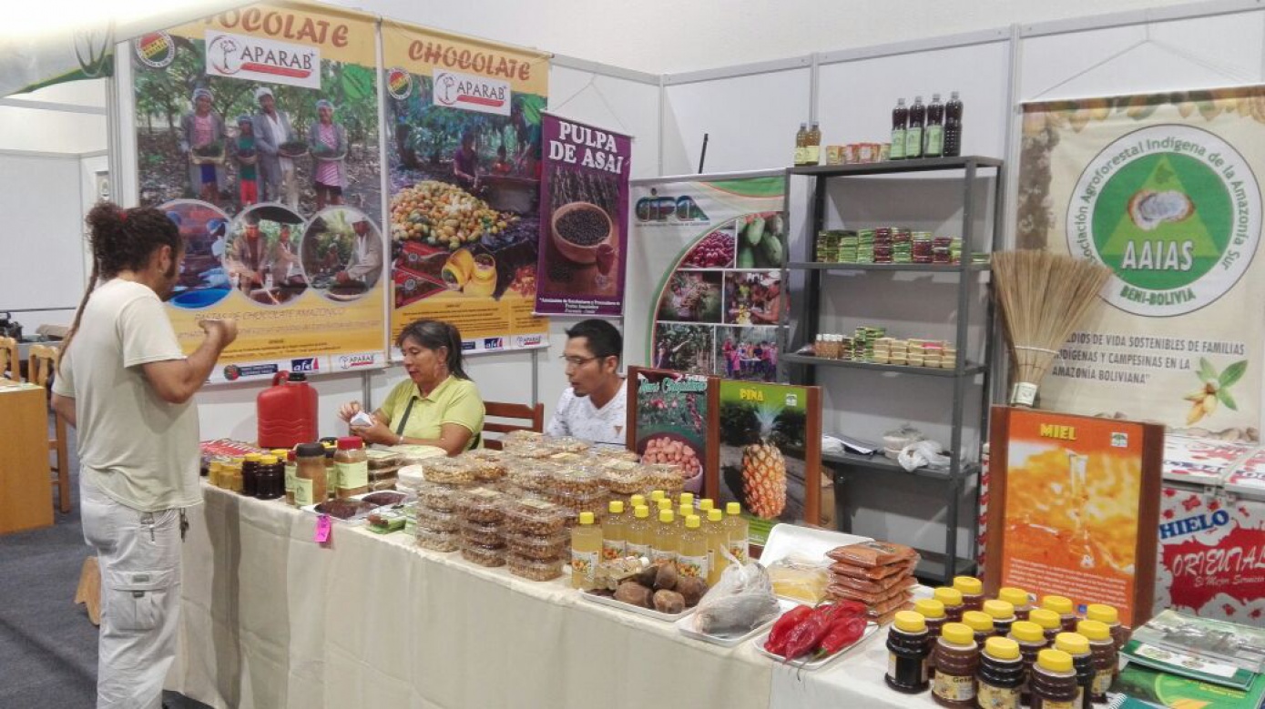 Campesinos e indígenas de los bosques de Bolivia presentes en la EXPOFOREST 2017