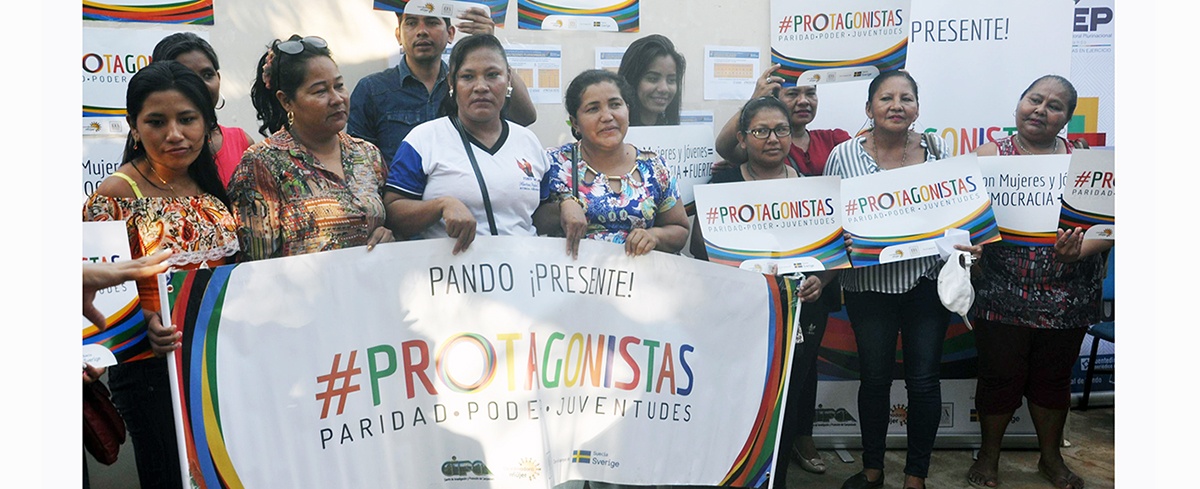  Mujeres organizadas de Cobija y de todo el país en vigilia por la paridad con miras a las elecciones generales de mayo
