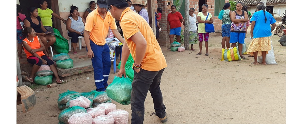 Familias indígenas de Urubichá reciben semillas para reactivar sus sistemas productivos