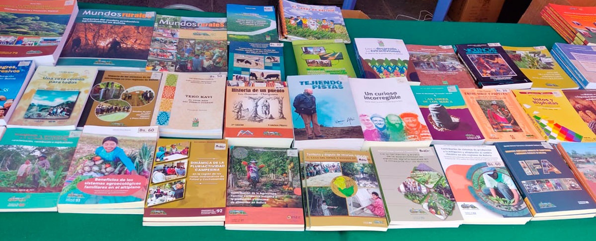 CIPCA es parte de la feria de libro de ciencias sociales.