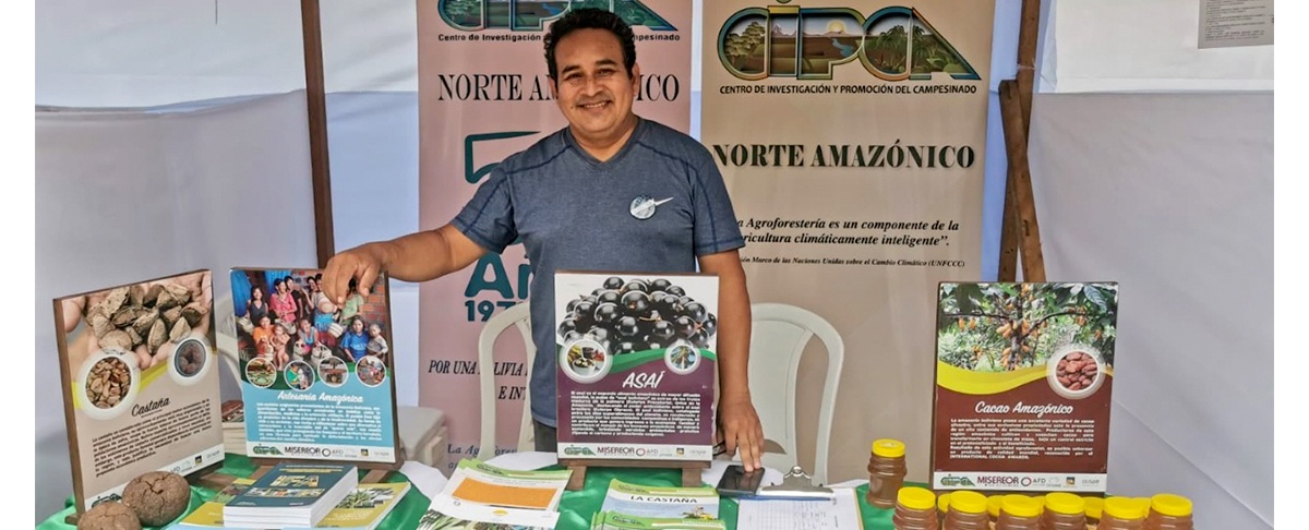 Primera feria Departamental de asaí en Pando