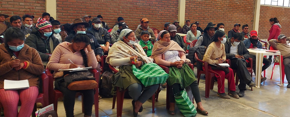 Continúa formación de líderes en derechos, democracia y gestión territorial en provincia carrasco valles.