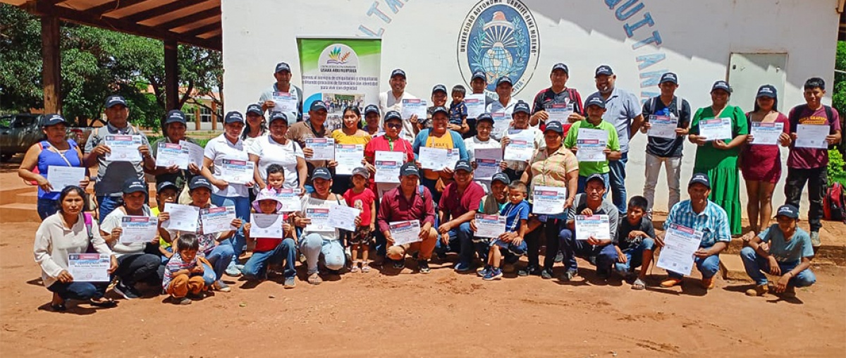 Hombres, mujeres y jóvenes indígenas de la chiquitania se gradúan como gestores agroecológicos
