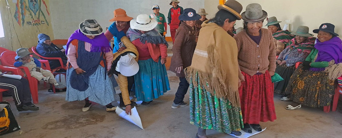 De mujer a mujer: promotoras comunitarias fortalecen la prevención de la violencia en San Pedro de Totora