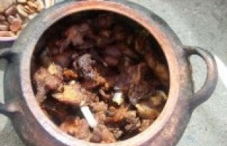 San Andrés de Machaca realizó “I Feria de Camélidos, Gastronomía y Artesanía” 