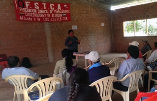  Cosechadores de algodón fortalecen sus conocimientos en derechos laborales
