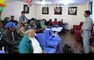 Productores quinueros de Colcha K se capacitan sobre producción orgánica y sostenible