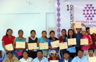 Jóvenes y autoridades de la Nación Guaraní dialogaron y analizaron temas estratégicos en encuentro intergeneracional