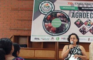 Productores, recolectores y transformadores buscan posesionar a la agroecología como un modo de producción saludable