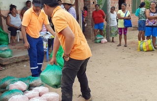 Familias indígenas de Urubichá reciben semillas para reactivar sus sistemas productivos  