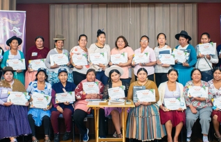 Mujeres trabajadoras asalariadas del campo y del hogar alzan la voz contra la explotación laboral