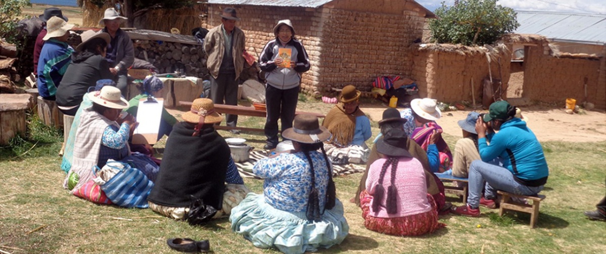 Octubre, un mes más para la mujer rural boliviana que avanza lentamente en sus reivindicaciones